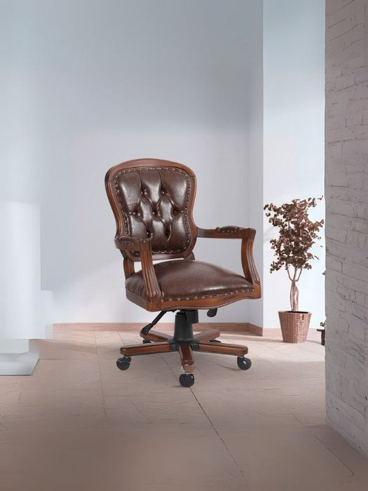 Crown Makam Koltuğu