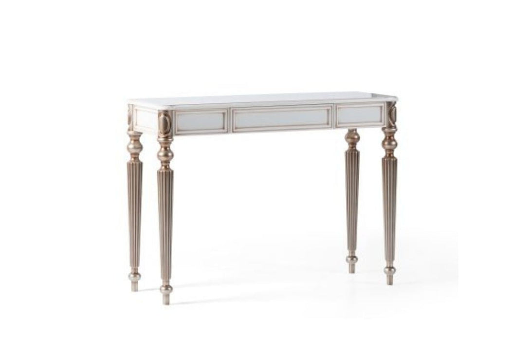 Daisy Beyaz Country Dresuar