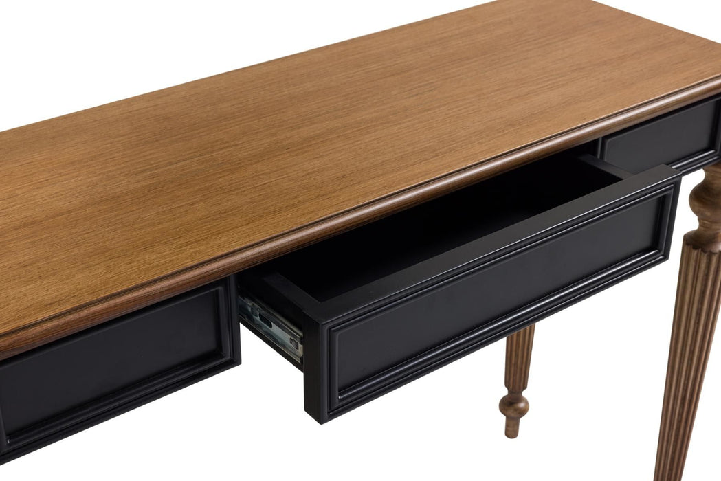 Daisy Siyah Country Dresuar