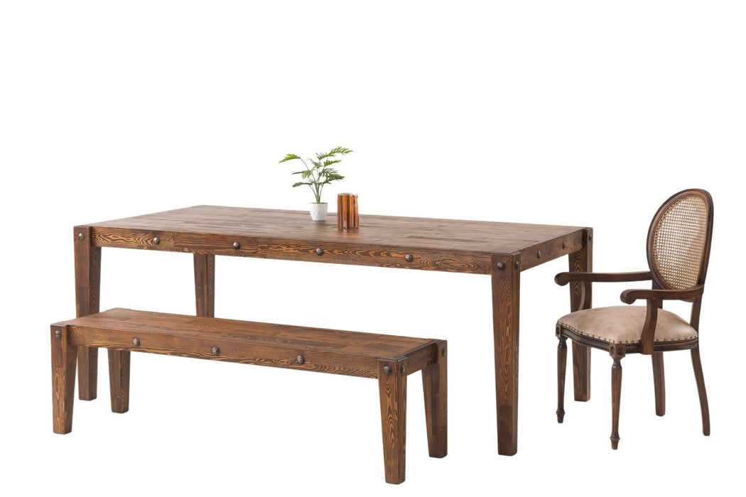 Madalyon Kolçaklı Hazeranlı Ahşap Klasik Sandalye