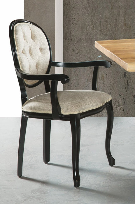 Madalyon Kolçaklı Kapitoneli Sandalye