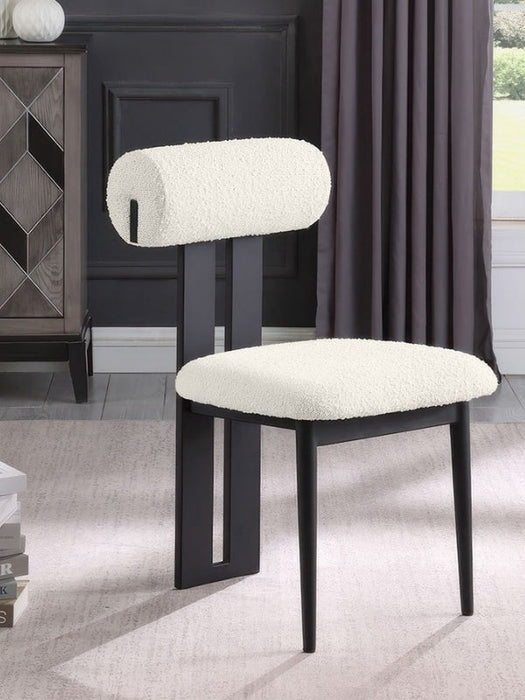 Poofy İskandinav Ahşap Bohem Sandalye