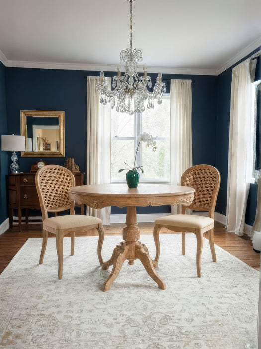 Royal King İngiliz Still Yuvarlak Ahşap Oymalı Yemek Masası