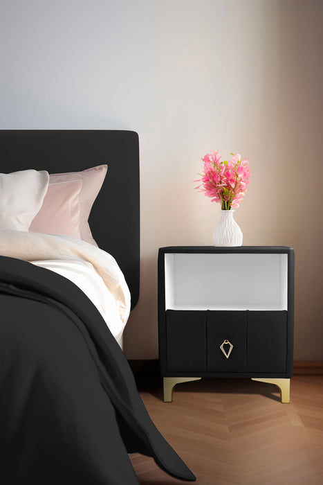 Singular Gold Komodin, Raflı