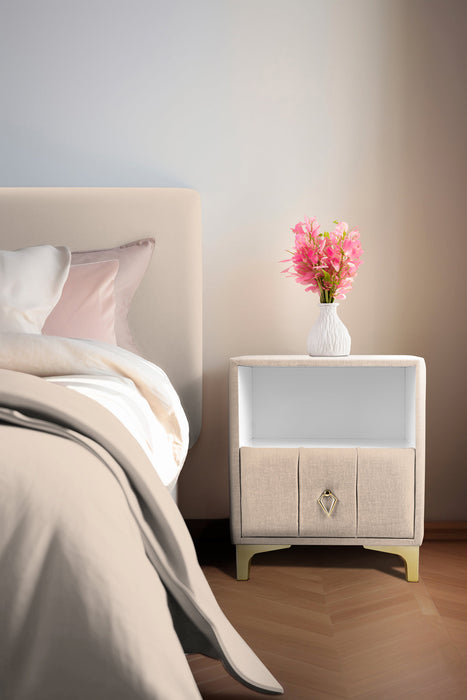 Singular Gold Komodin, Raflı