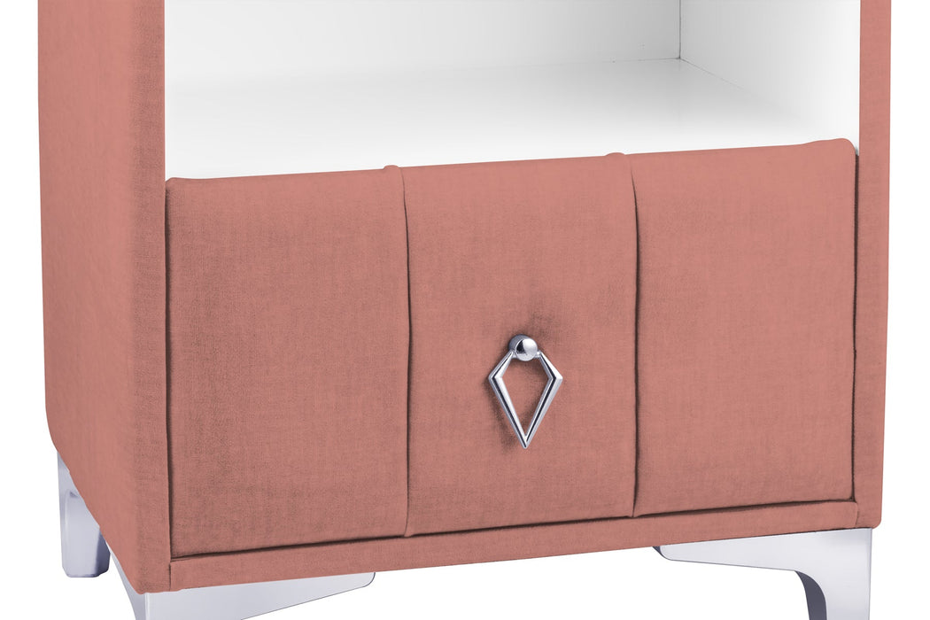 Singular Silver Komodin, Raflı