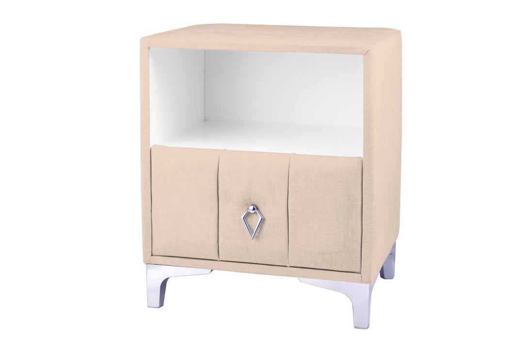 Singular Silver Komodin, Raflı